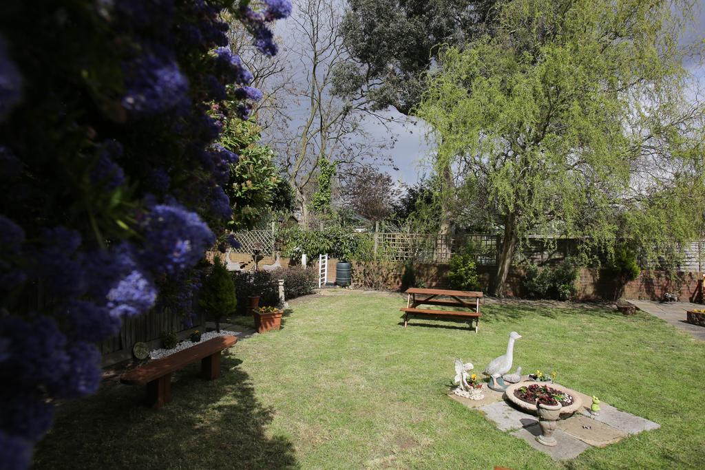 Manor House London Hotel Woodford Kültér fotó