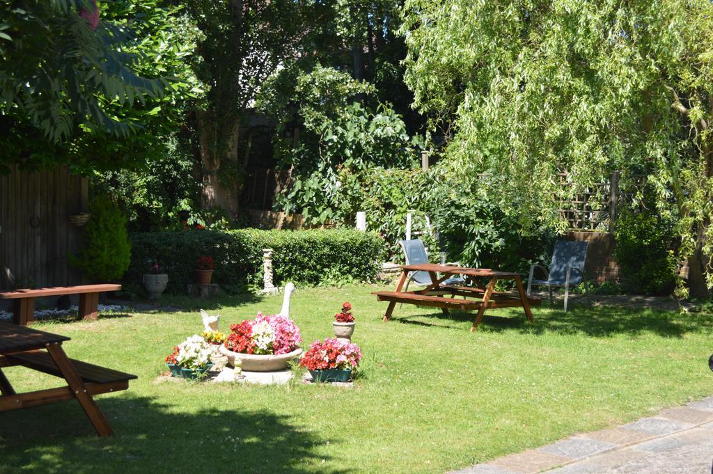 Manor House London Hotel Woodford Kültér fotó